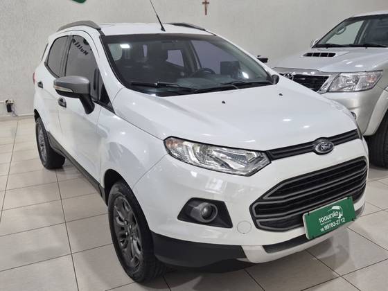 FORD ECOSPORT 1.6 FREESTYLE 16V FLEX 4P POWERSHIFT FORD ECOSPORT 1.6 FREESTYLE 16V FLEX 4P POWERSHIFT